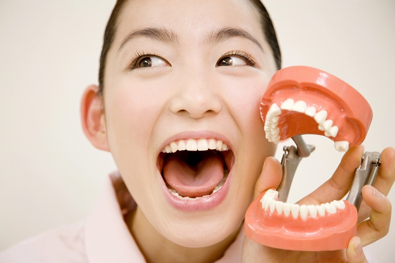 基本的に、歯を抜かずに矯正治療を受けることができる